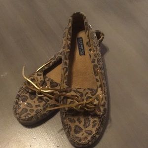 Darling Leopard Women’s flats